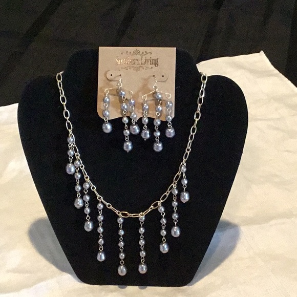 Southern Living Pearl Shaky Necklace & Earring Set - Picture 1 of 5